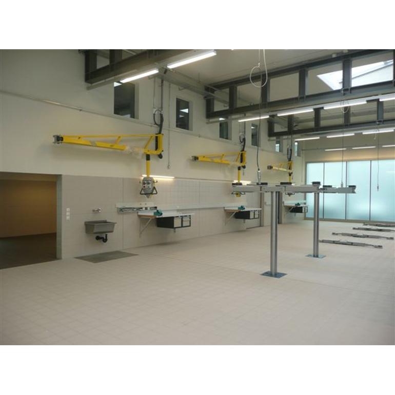 Bodyshop dust extraction system 
